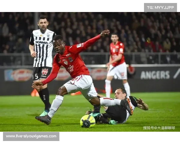 热那亚2-1乌迪内斯，库菲替补绝杀助球队五轮不败