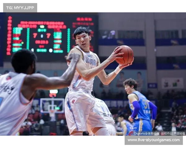 “北汽男篮96-70轻取福建保持CBA不败金身，七轮连胜领跑积分榜”